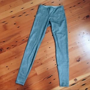 Green lululemon leggings